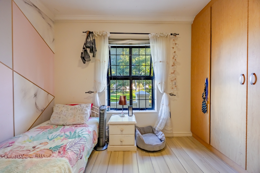 4 Bedroom Property for Sale in Royal Ascot Western Cape